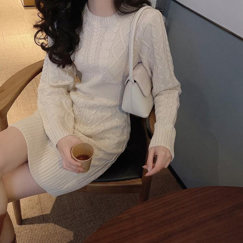 ケーブル編みニットミニワンピースでスタイルアップ♡ S1091