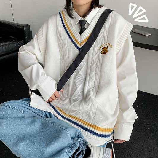 ベア刺繍ニットベスト【ユニセックス】レトロで可愛い S1239