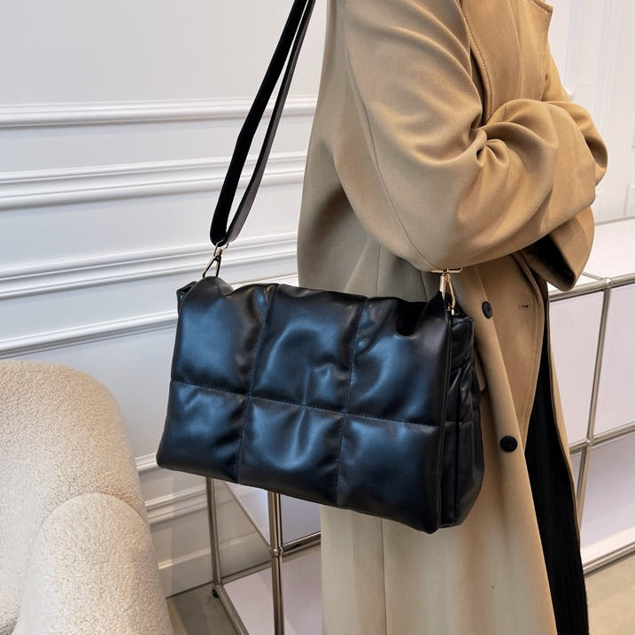 パフショルダーバッグ ふんわりモードな大容量バッグ S2005