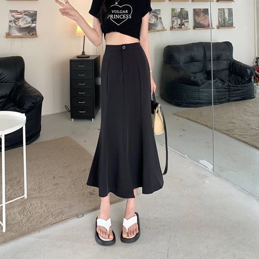 シンプルマーメイドスカートで大人可愛いスタイル S2347