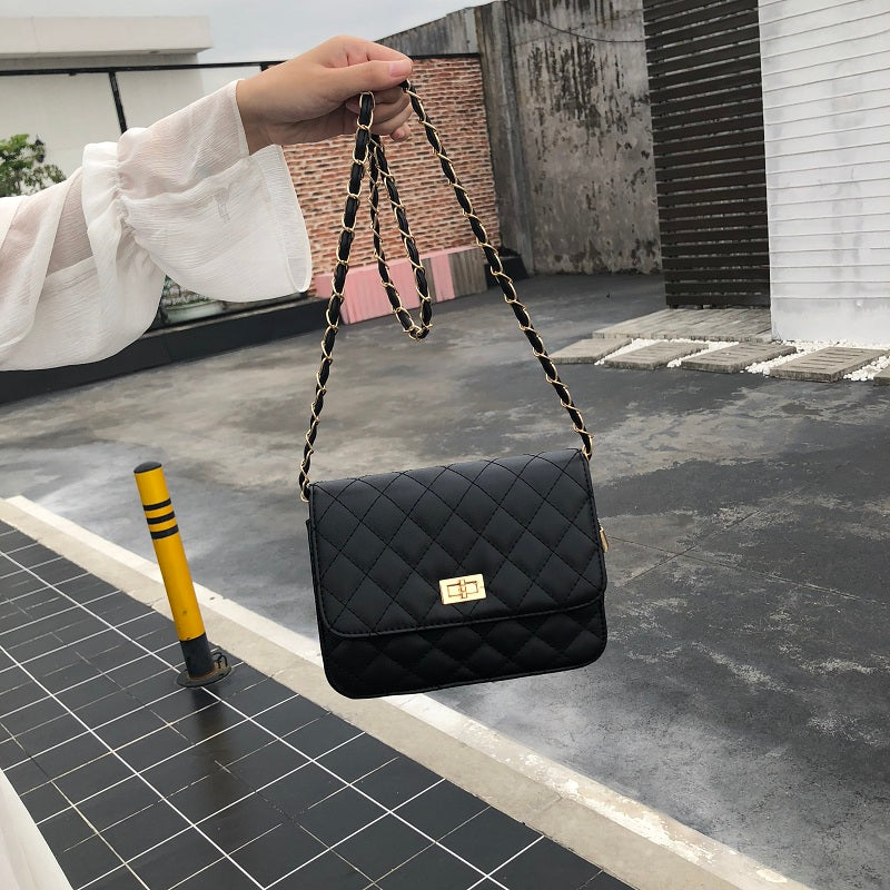 大人可愛いキルティングミニショルダーバッグ S2463
